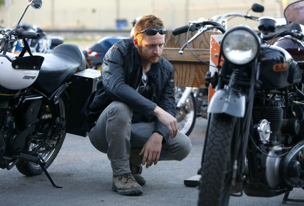 Tucson Vintage Motorcycle Riders meet to talk, admire bikes
